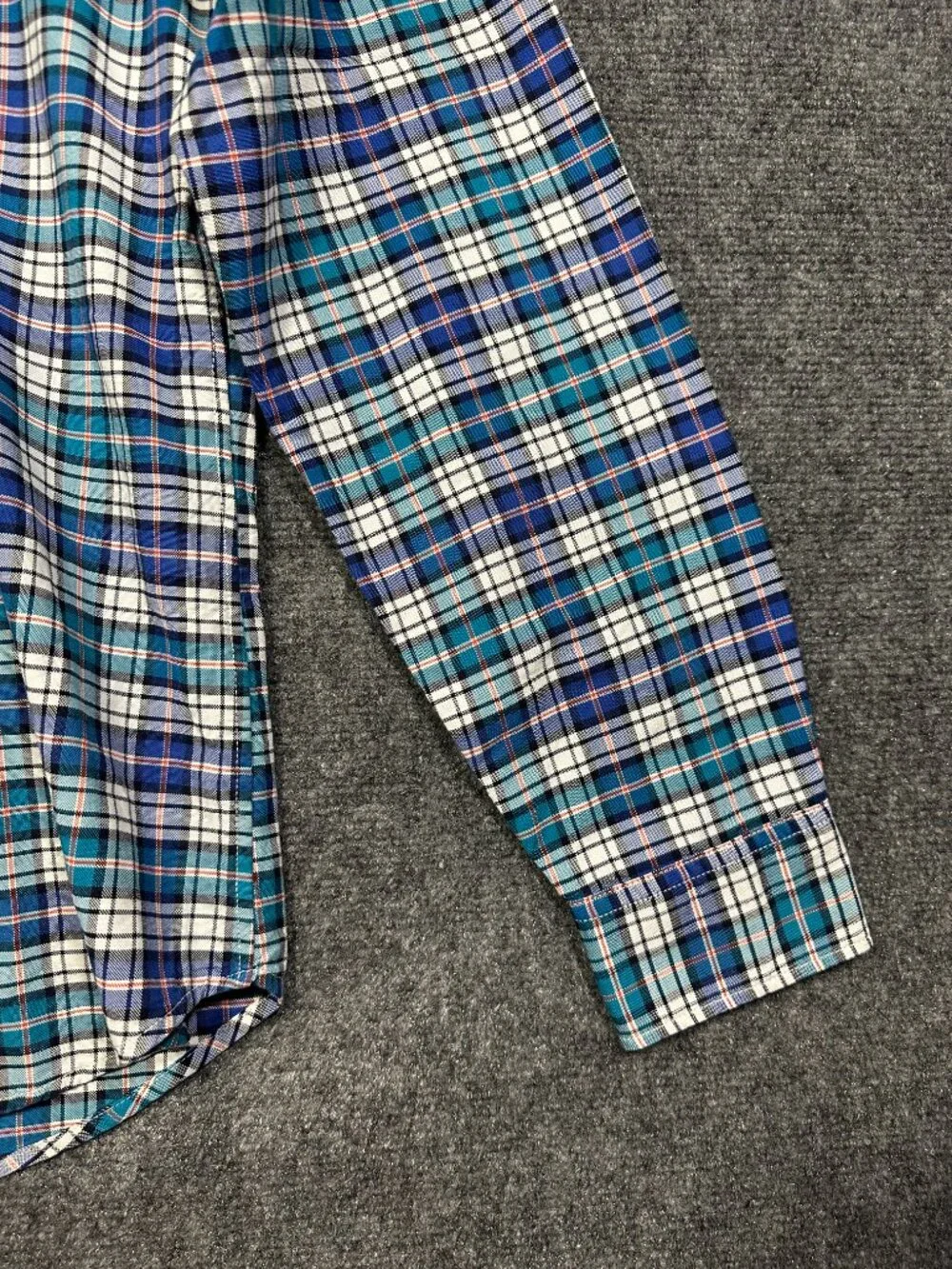 GAP Shirt Mens Small Blue Plaid Cotton Button Down Pocket Long Sleeve
